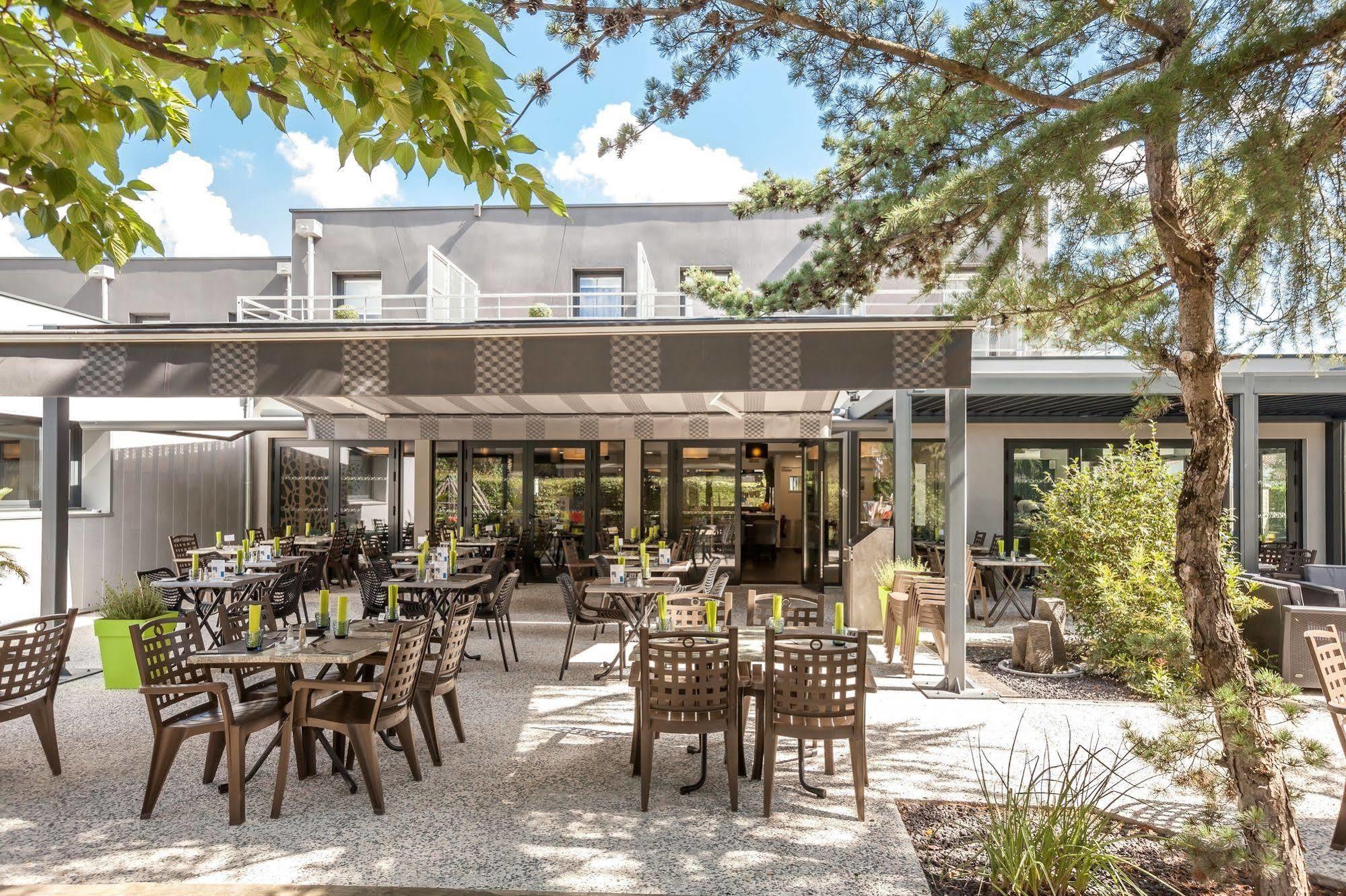 Logis Hotel Restaurant & Spa Au Comte D'Ornon Gradignan Ngoại thất bức ảnh